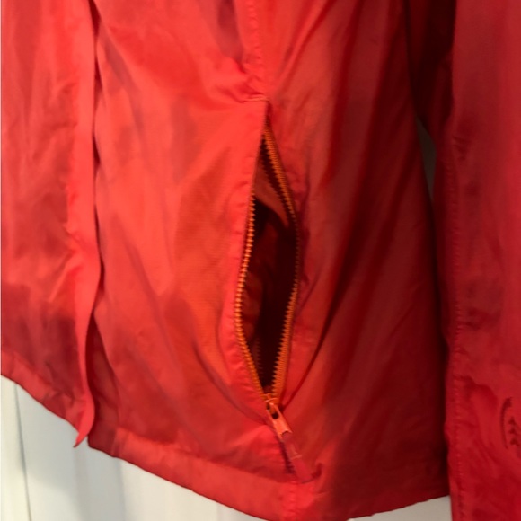 Sierra Designs Red Zip up windbreaker jacket, women’s medium, GUC - Picture 4 of 6